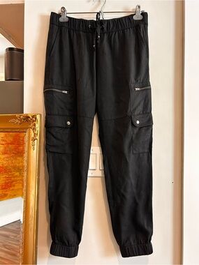 Banana Republic TENCEL Cargo Jogger Pants Black Small NWOT